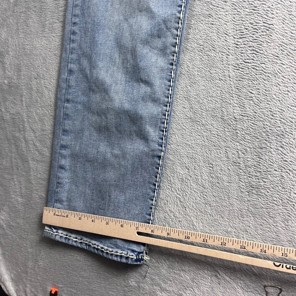 True Religion Ricky Relaxed Straight Jeans Light Wash Blue Contrast Stitch 34
